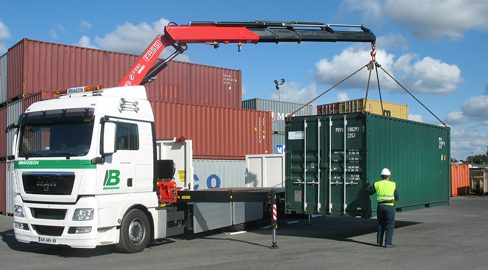 Camion grue - Groupe Brangeon