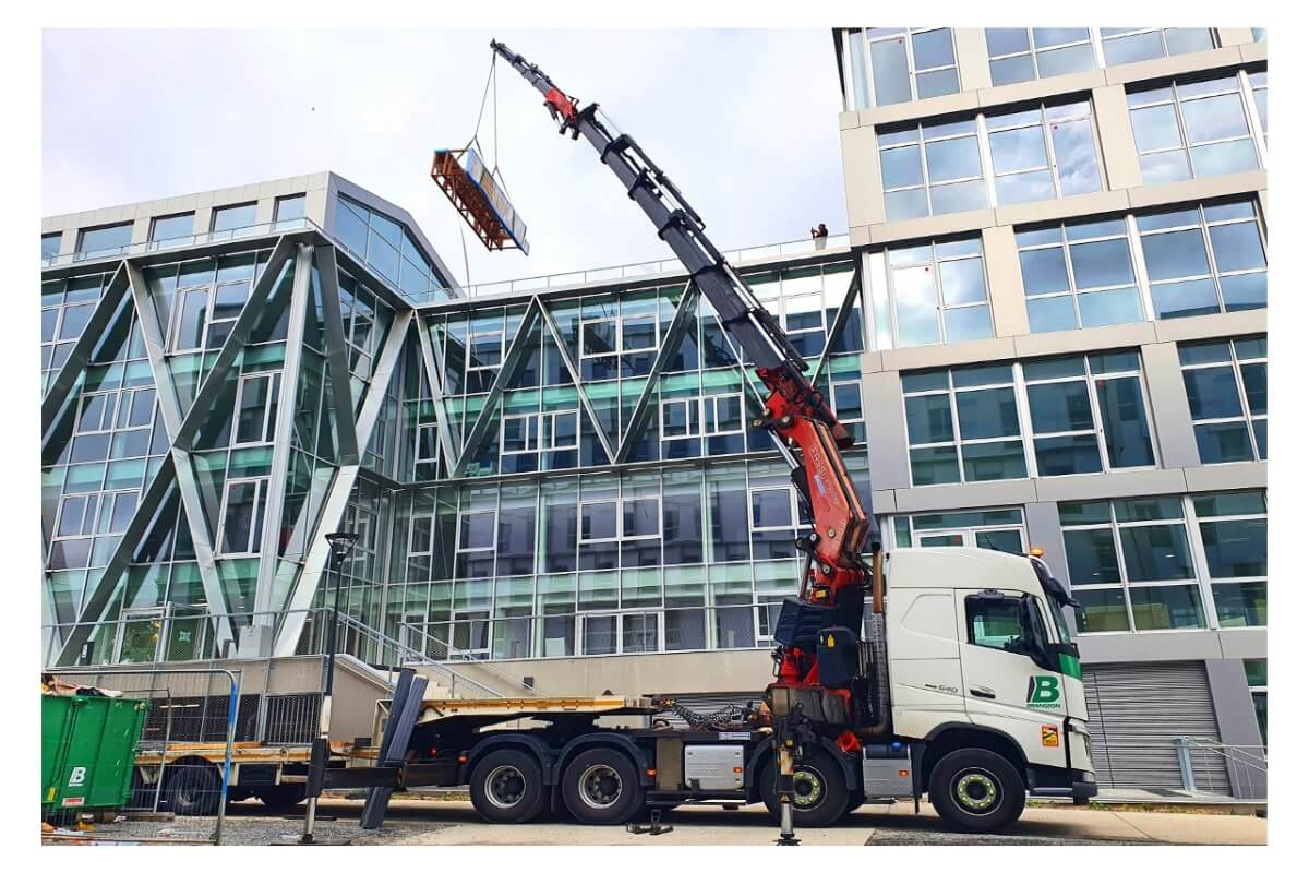 Camion grue - Groupe Brangeon