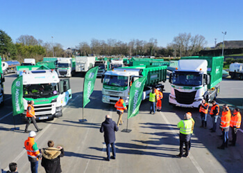 Photo camion hybride électrique Brangeon - site et véhicules